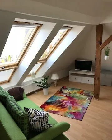 Liebevoll Eingerichtete Ferienwohnung Im Dg Zwenkau Exterior photo